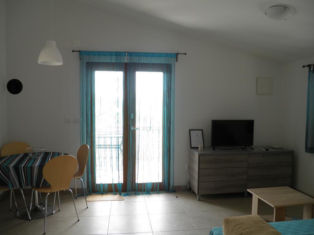 Apartments Zen Maslenica Esterno foto